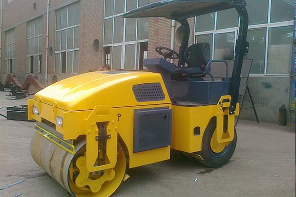 <a href='http://m.woloverlife.xyz' target='_blank'>壓路機(jī)</a> <a href='http://m.woloverlife.xyz' target='_blank'>壓路機(jī)</a>